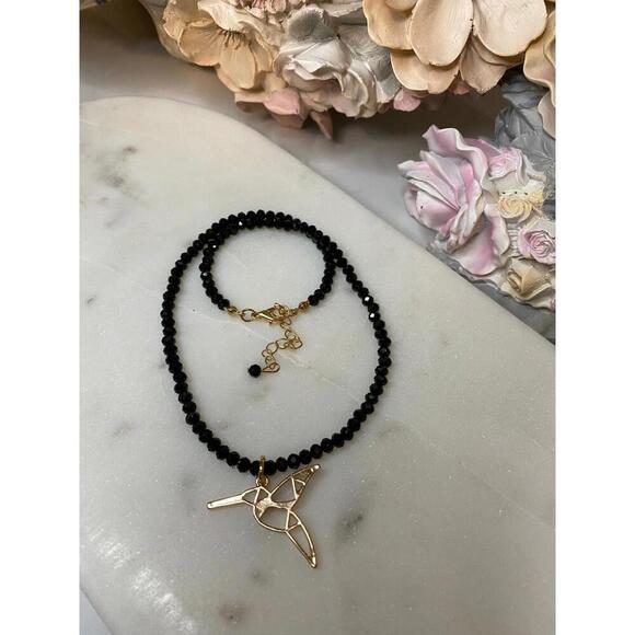 Humming bird necklace - gold geometric humming bird black crystals - Picture 5 of 5